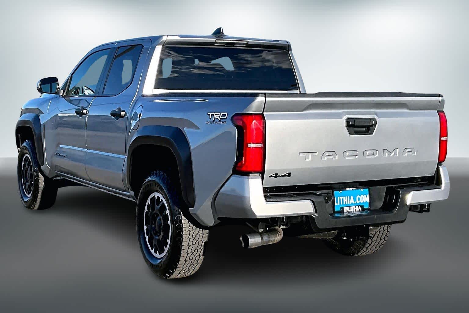 Thumbnail: 2024 Toyota Tacoma - 4