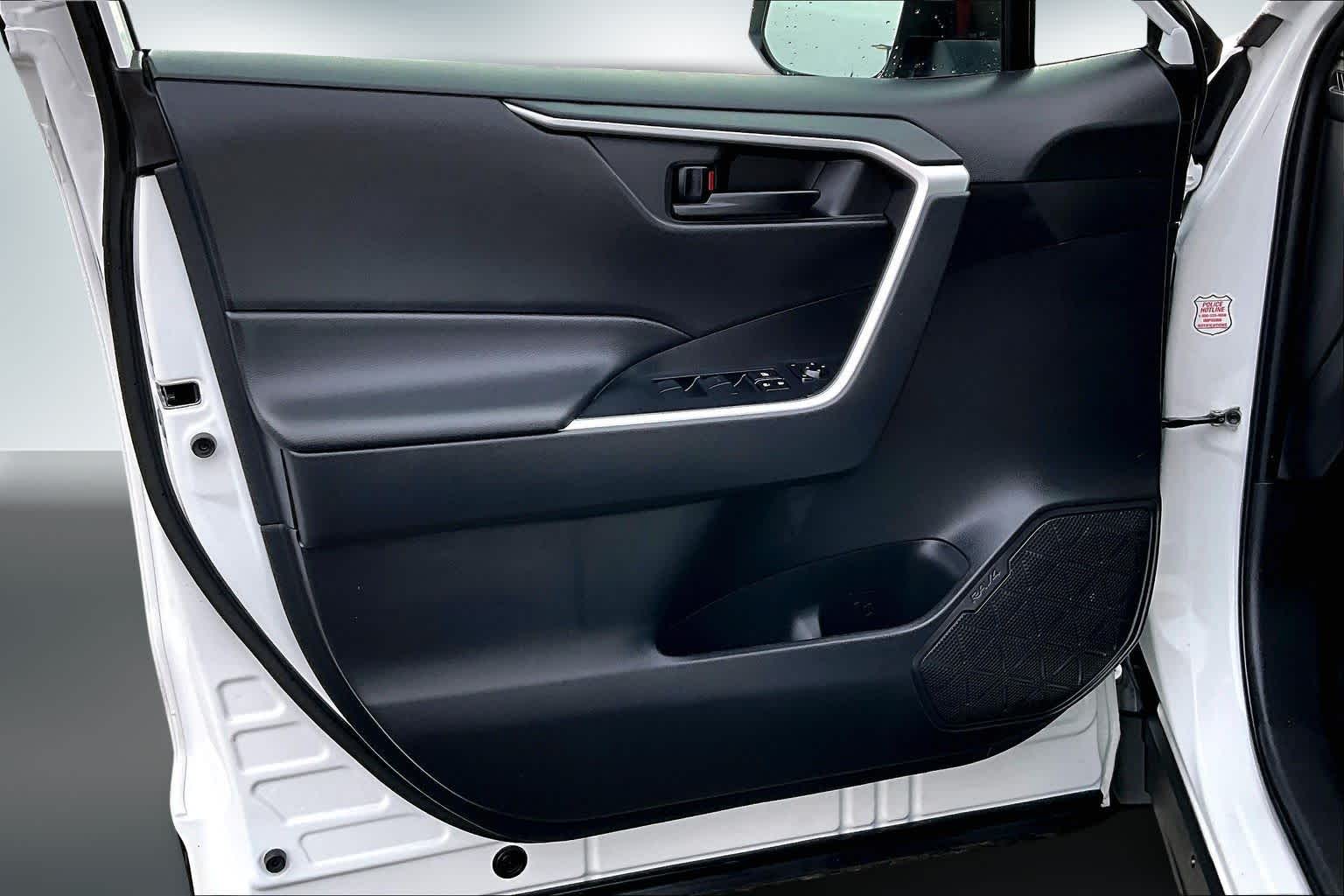 Thumbnail: 2024 Toyota RAV4 - 27