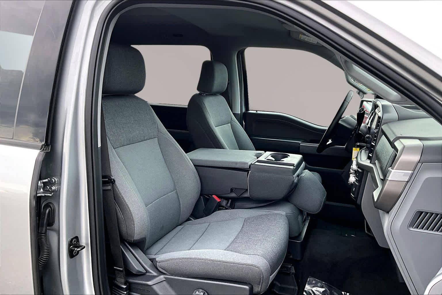 Thumbnail: 2024 Ford F-150 - 13