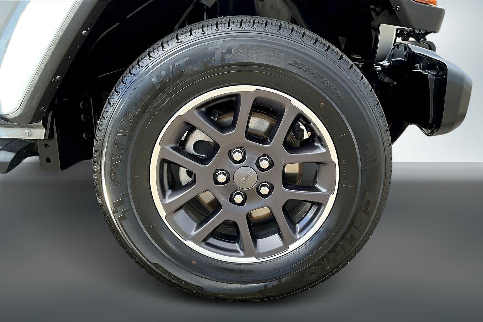 Thumbnail: 2023 Jeep Gladiator - 35