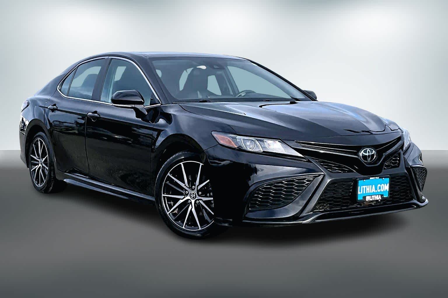 Thumbnail: 2024 Toyota Camry - 21