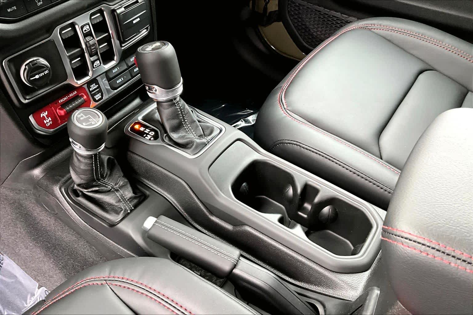 Thumbnail: 2026 Jeep Wrangler - 17