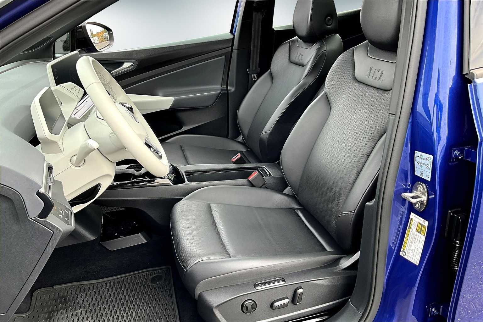 Thumbnail: 2021 Volkswagen ID.4 - 11