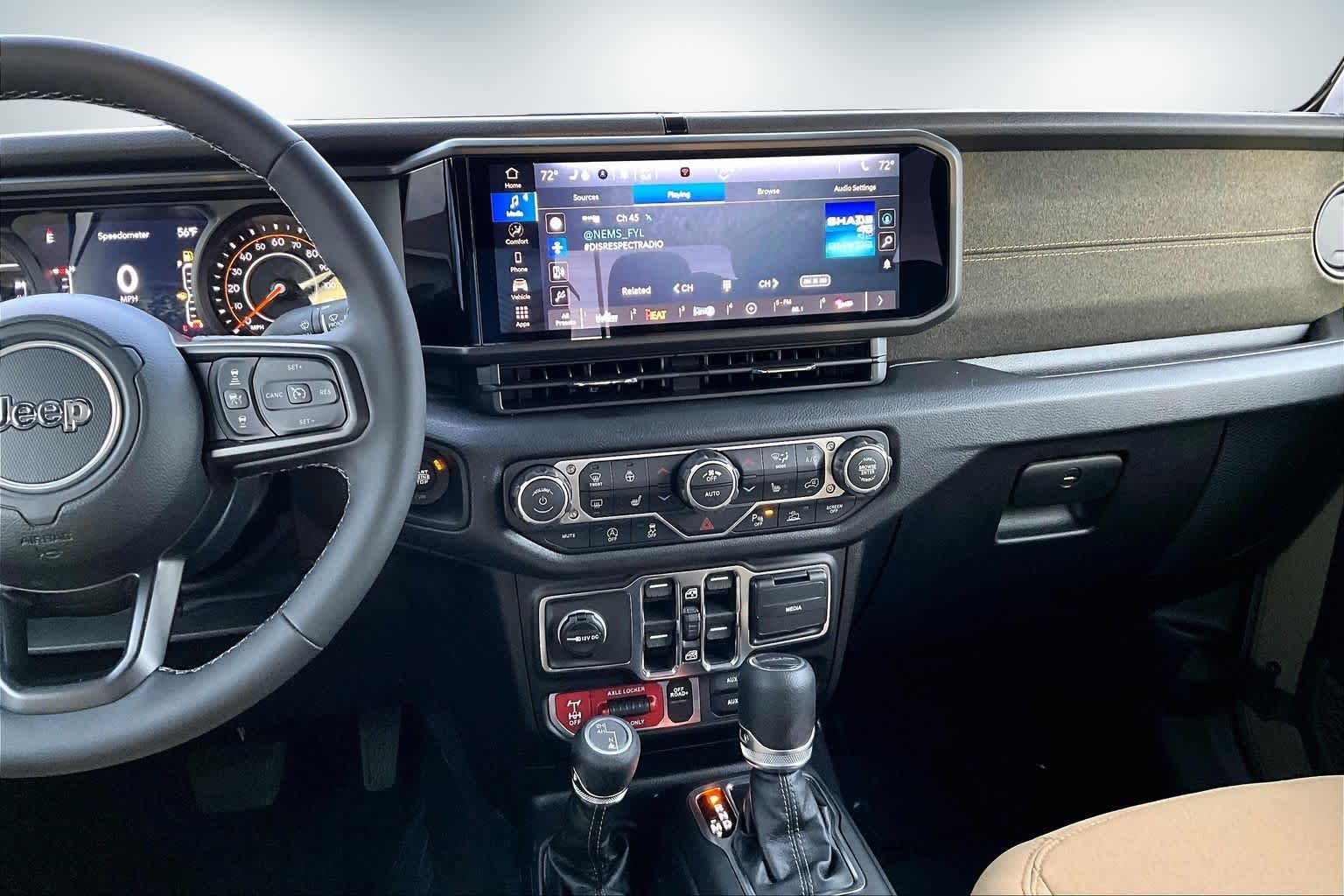 Thumbnail: 2026 Jeep Gladiator - 16