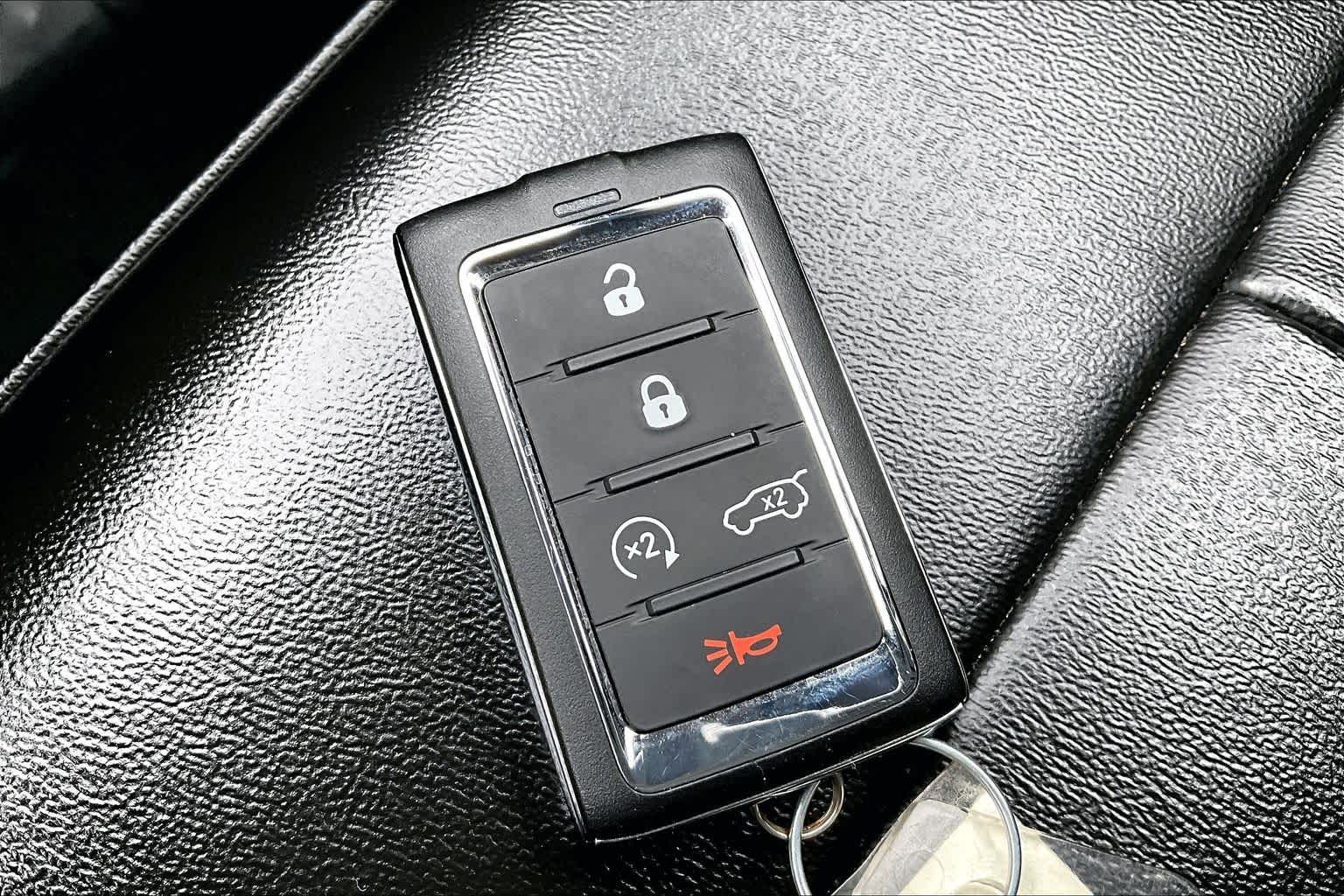 Thumbnail: 2023 Jeep Grand Cherokee - 18