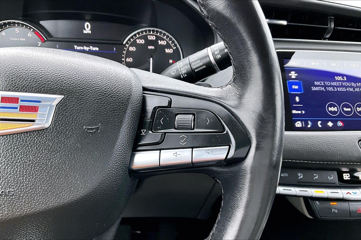 Thumbnail: 2023 Cadillac XT4 - 25