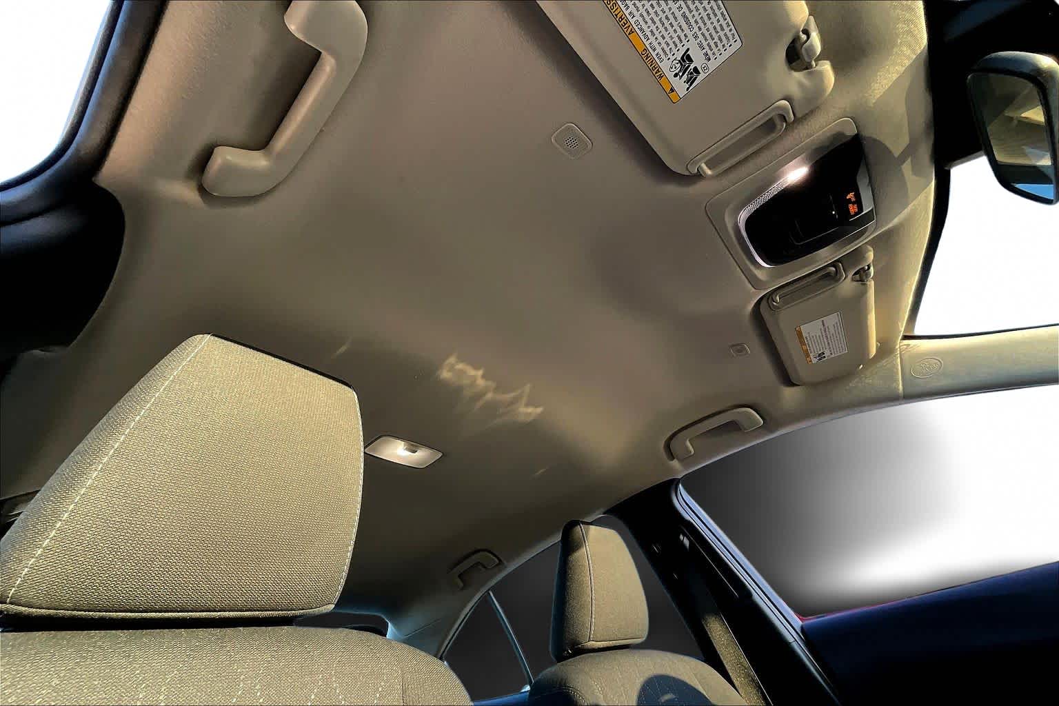 Thumbnail: 2023 Toyota Corolla - 31