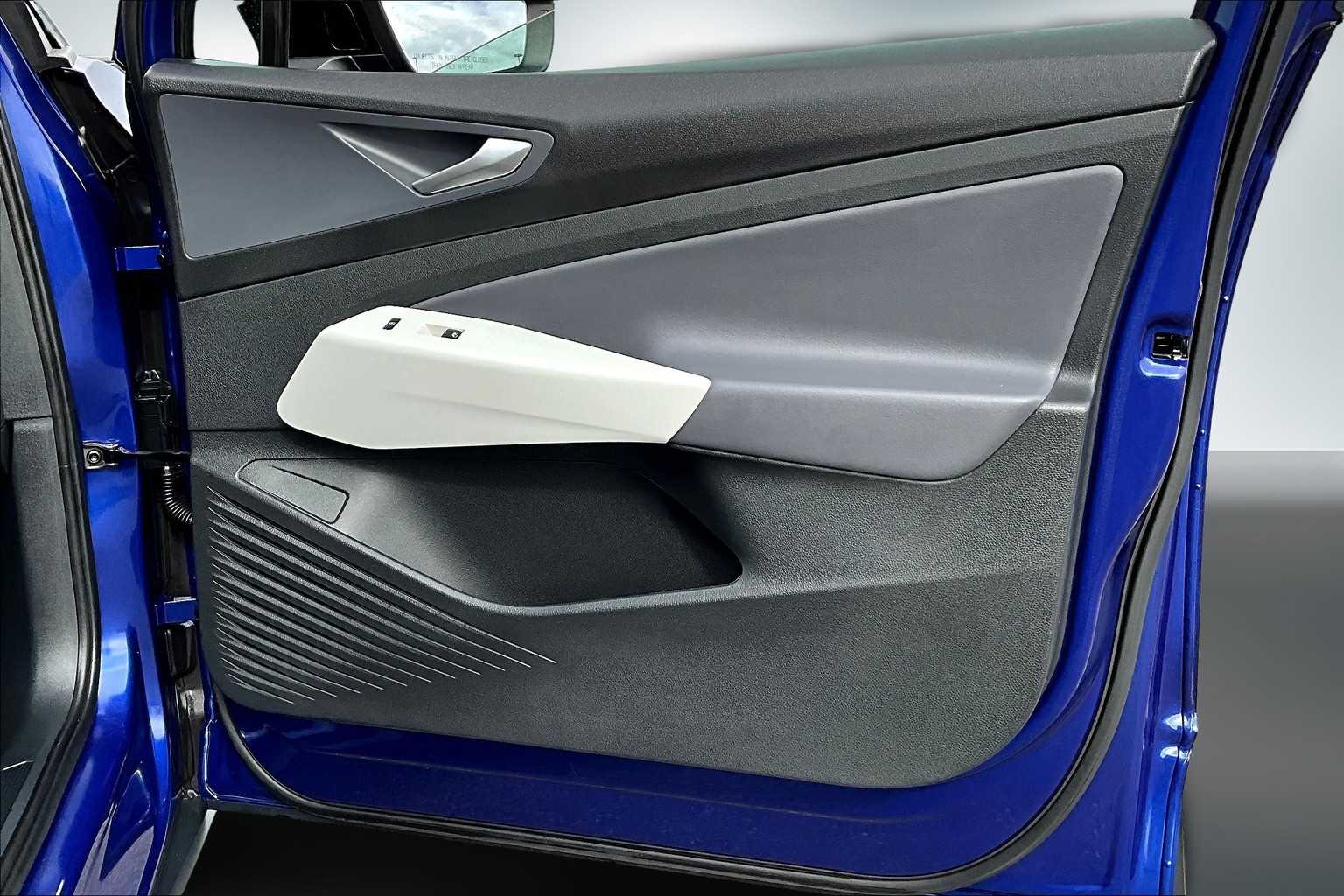 Thumbnail: 2021 Volkswagen ID.4 - 28