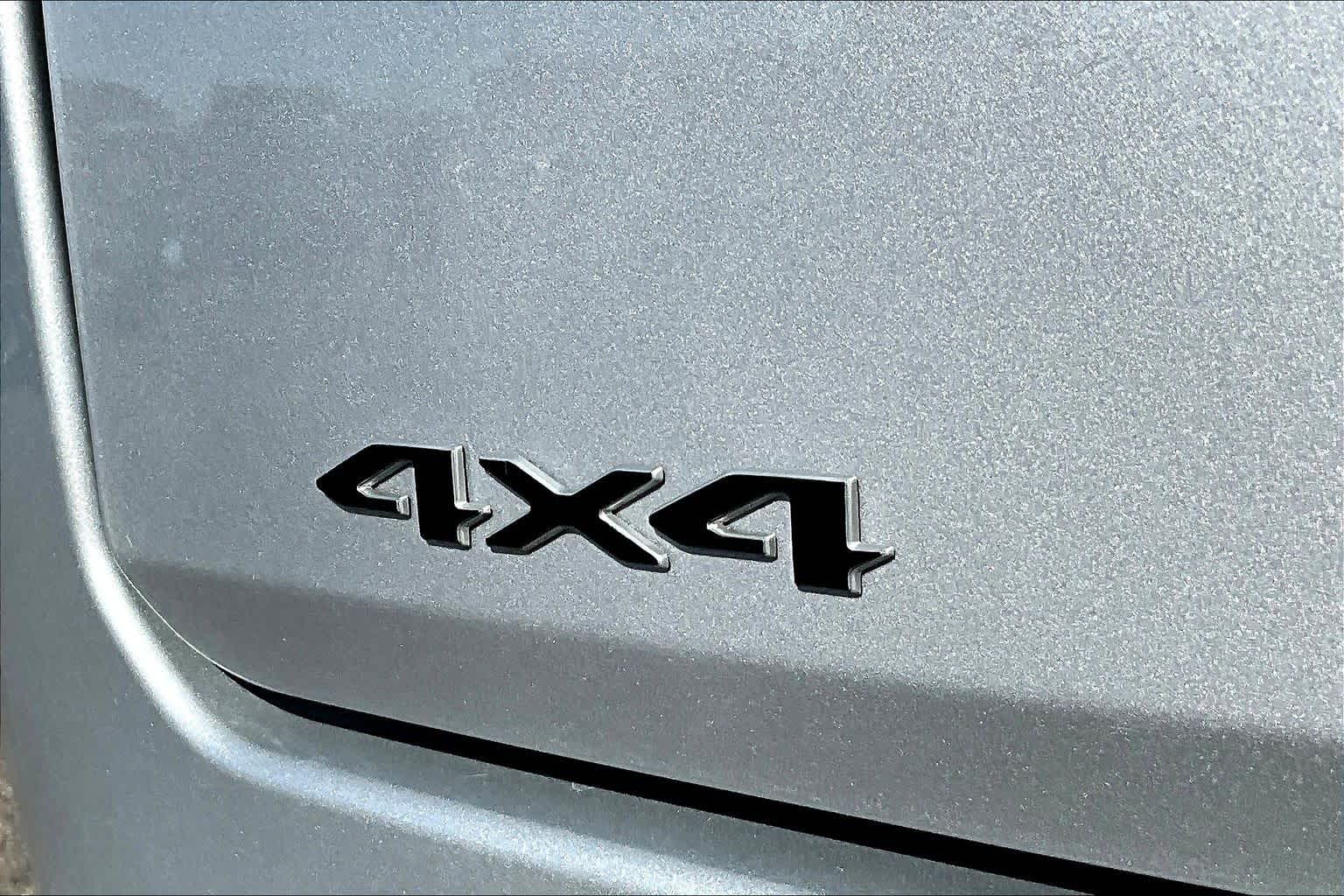 Thumbnail: 2026 Jeep Grand Wagoneer - 7