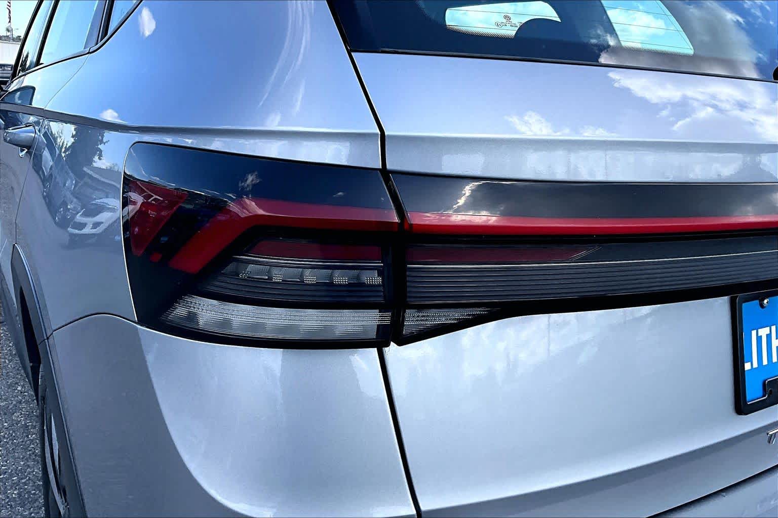 Thumbnail: 2025 Volkswagen Taos - 32