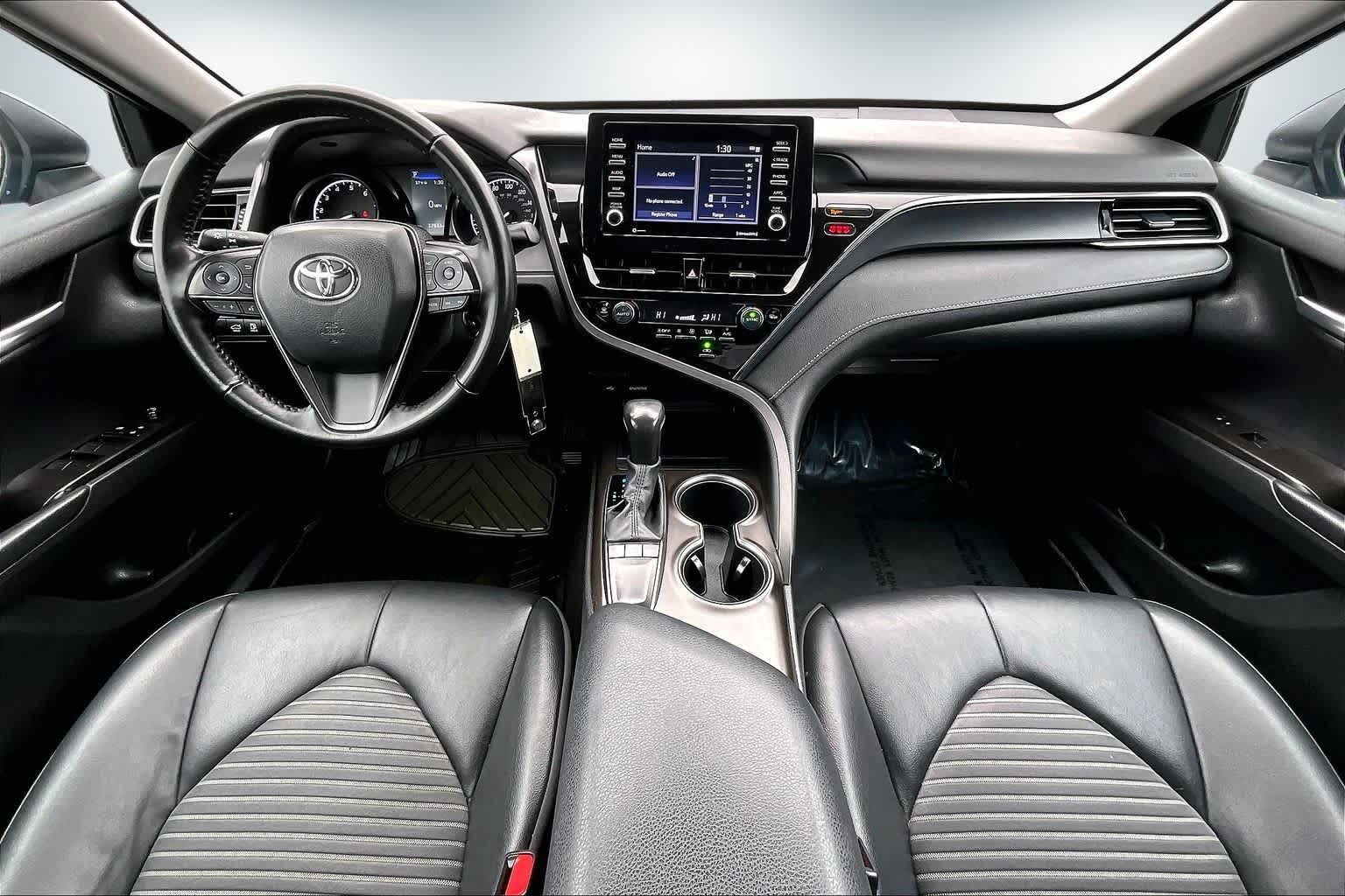 Thumbnail: 2023 Toyota Camry - 10