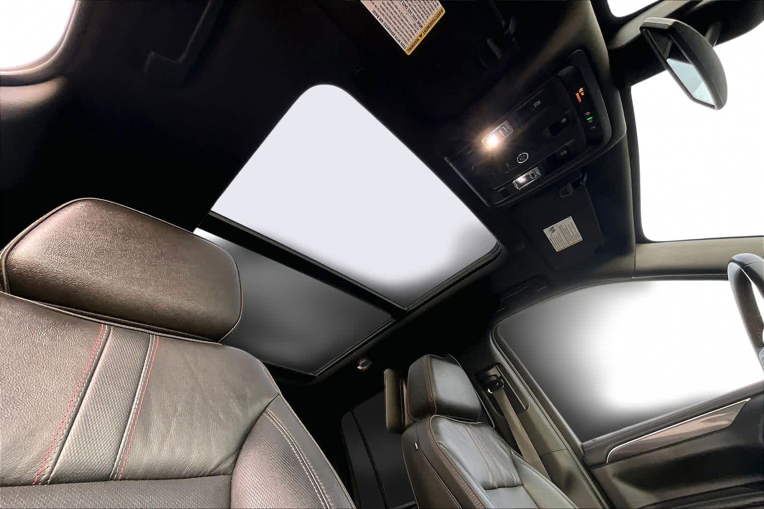 Thumbnail: 2021 Chevrolet Suburban - 32