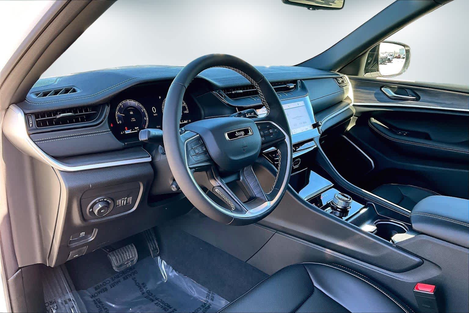 Thumbnail: 2026 Jeep Grand Cherokee - 2