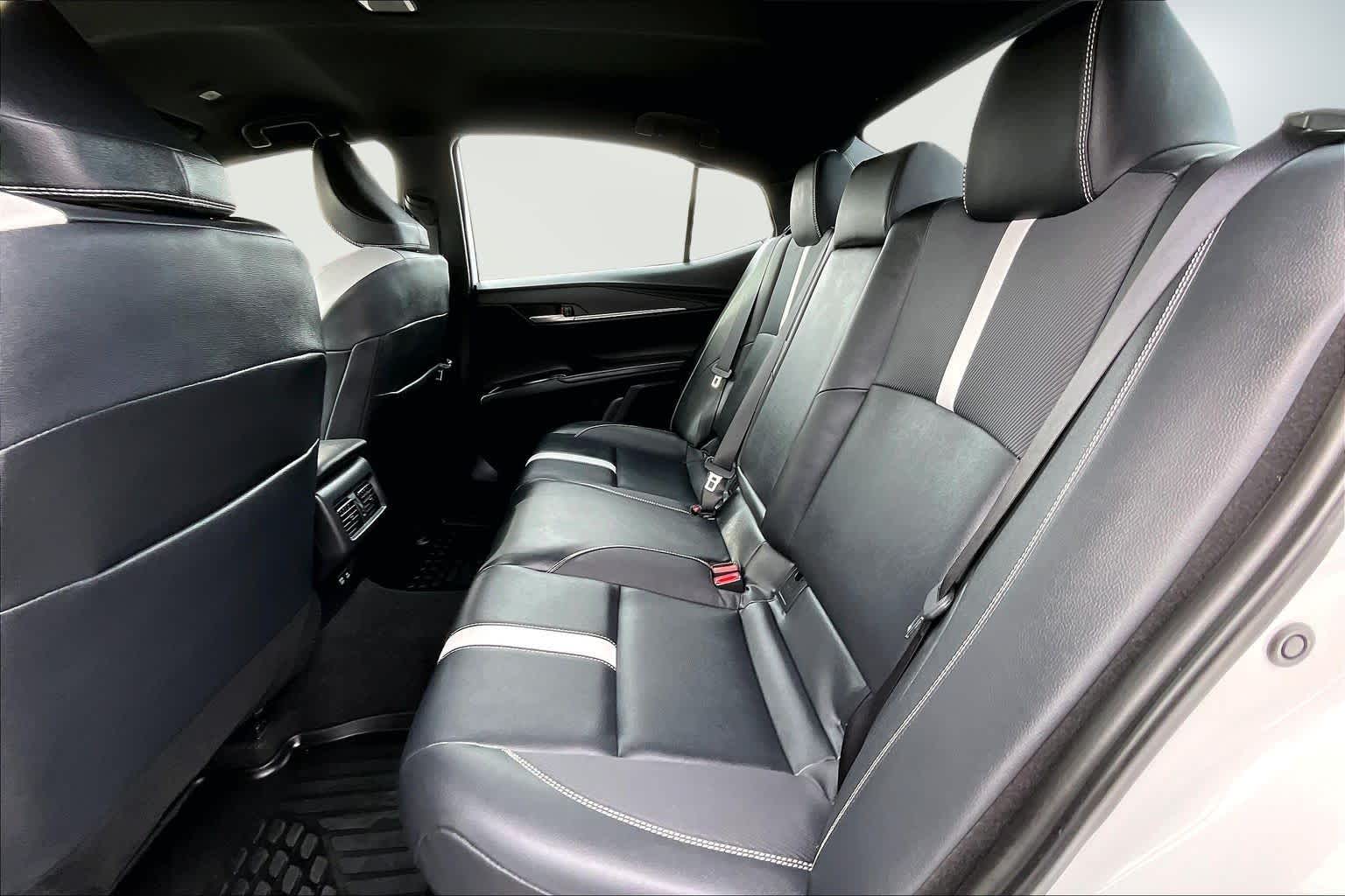 Thumbnail: 2025 Toyota Camry - 29