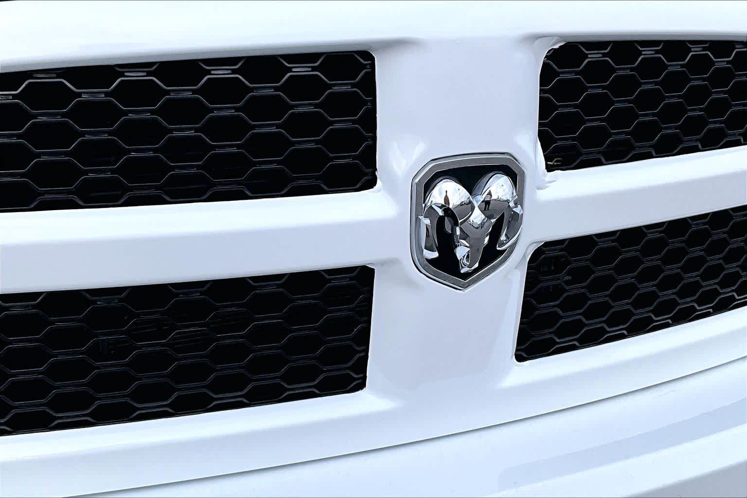 Thumbnail: 2022 RAM 1500 Classic - 34