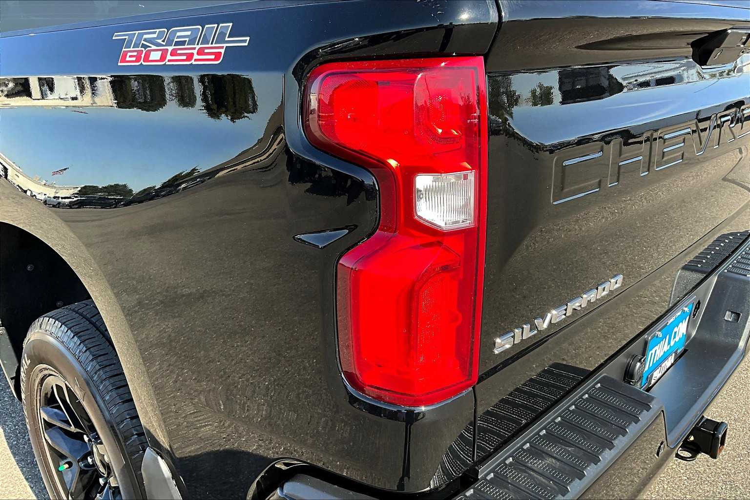 Thumbnail: 2022 Chevrolet Silverado 1500 - 33