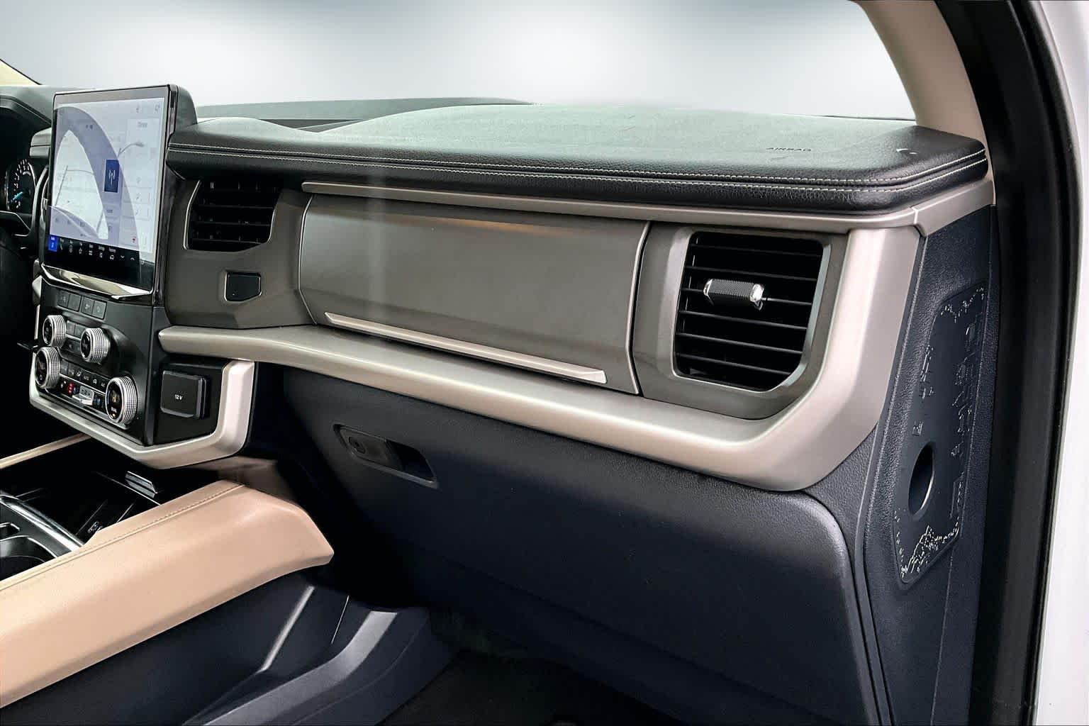 Thumbnail: 2024 Ford Expedition MAX - 22