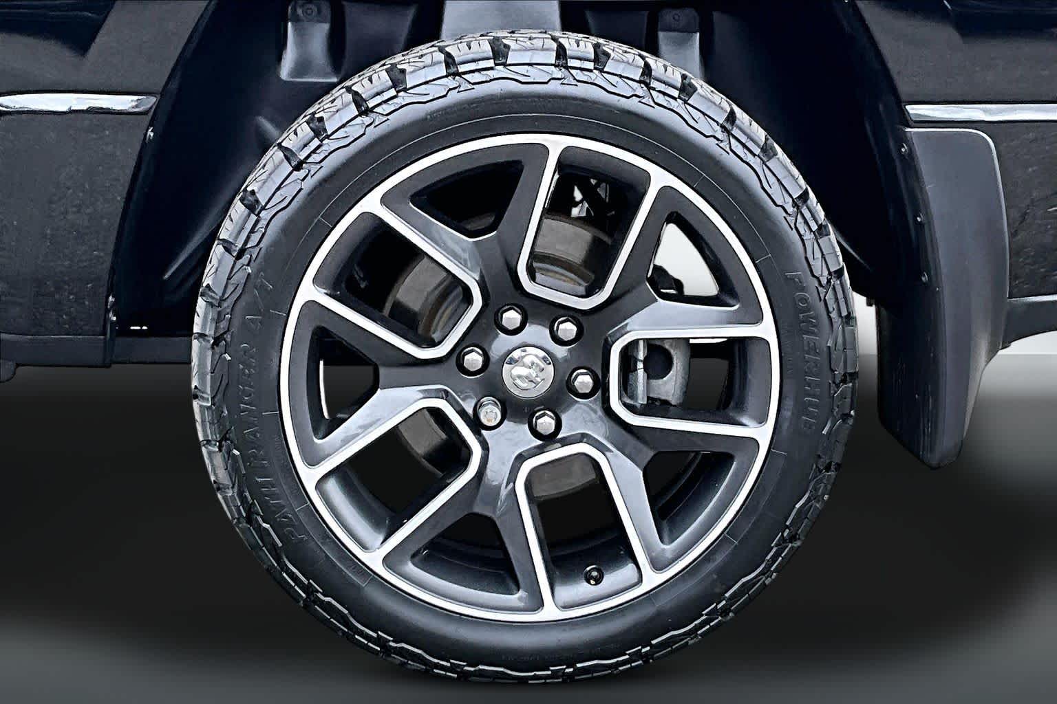 Thumbnail: 2020 RAM 1500 - 32