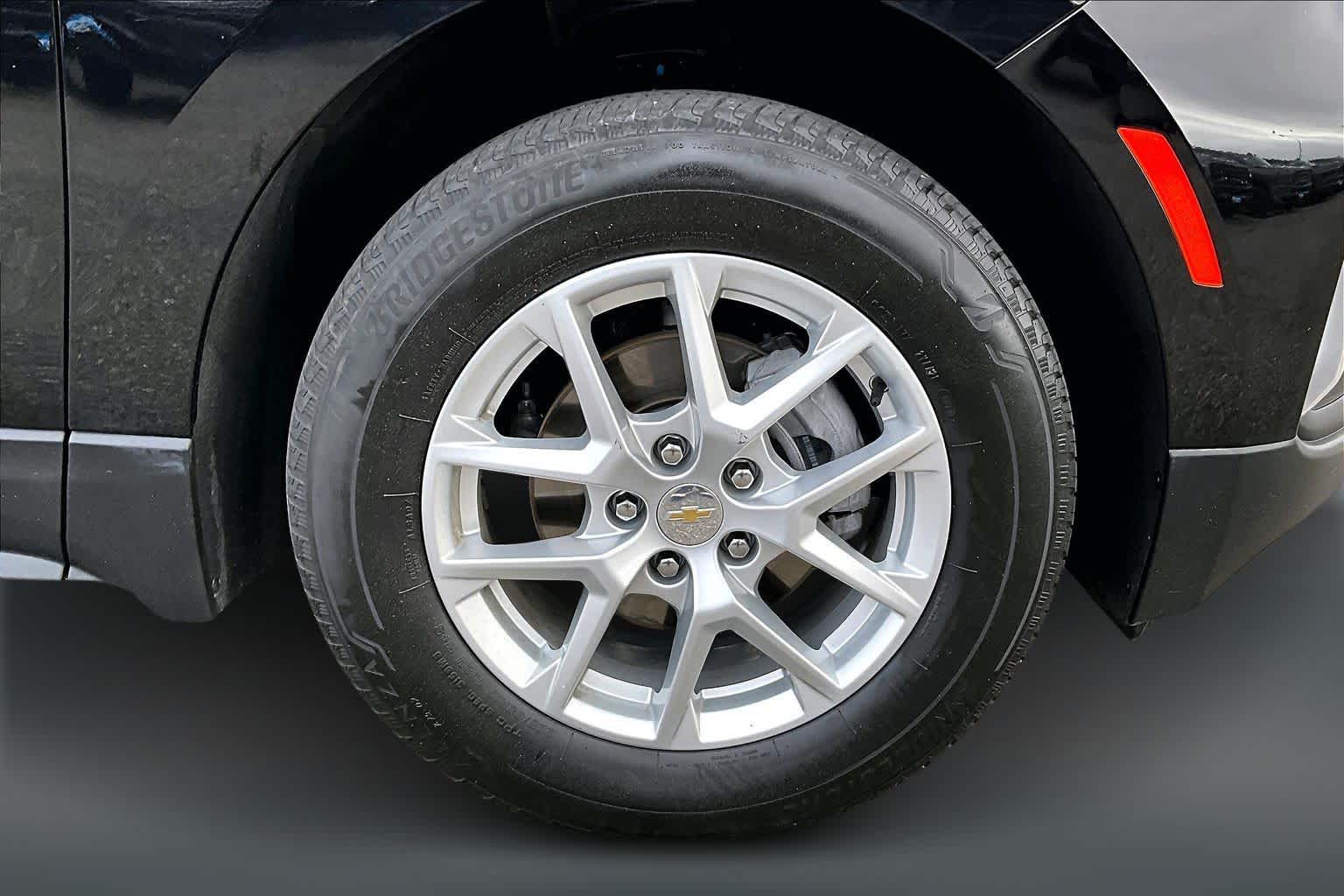 Thumbnail: 2024 Chevrolet Equinox - 34