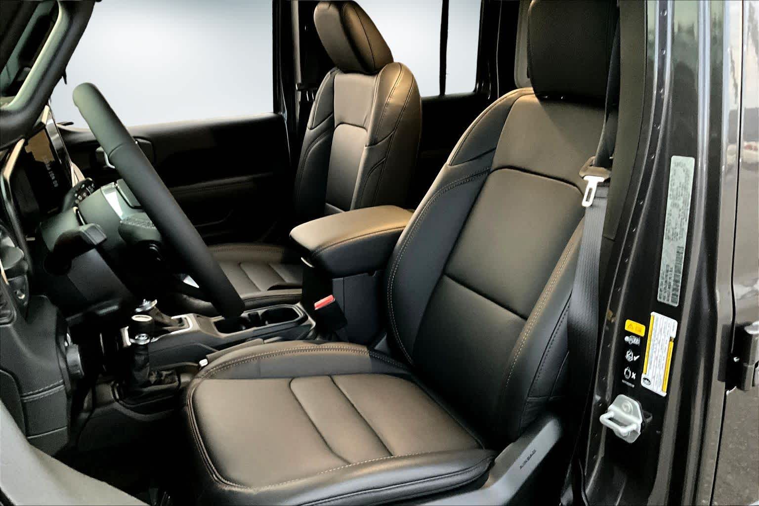 Thumbnail: 2026 Jeep Wrangler - 11