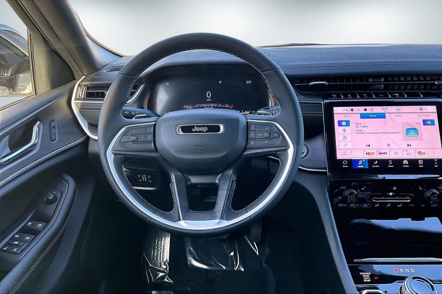 Thumbnail: 2025 Jeep Grand Cherokee - 15