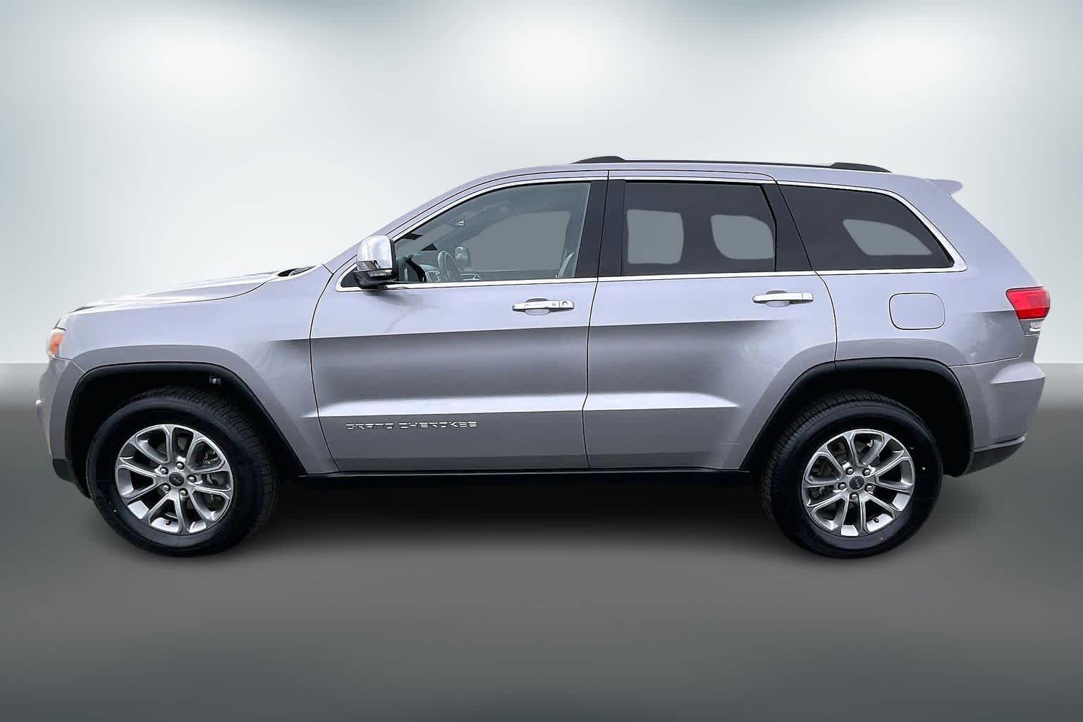 Thumbnail: 2016 Jeep Grand Cherokee - 3