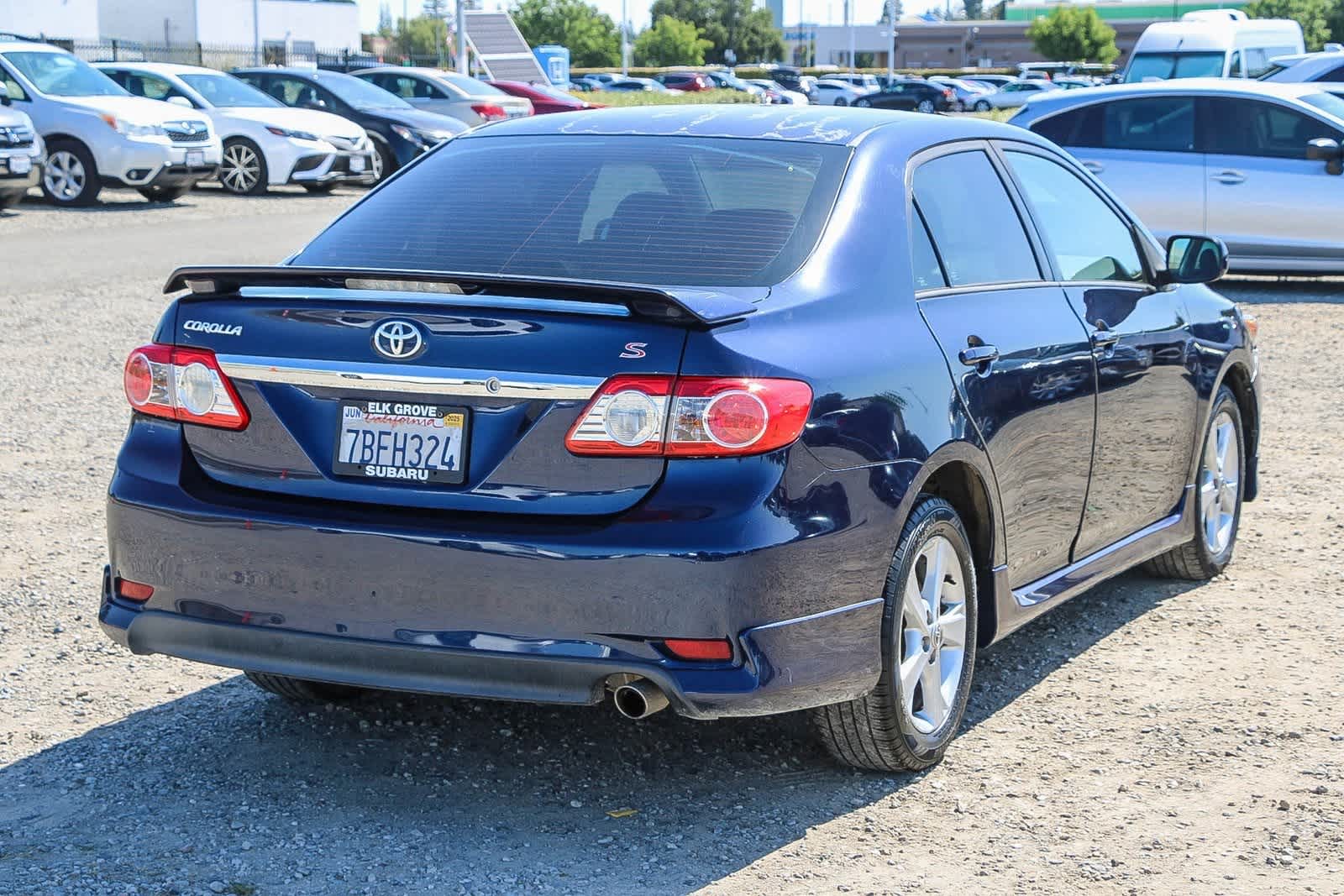 Thumbnail: 2013 Toyota Corolla - 4