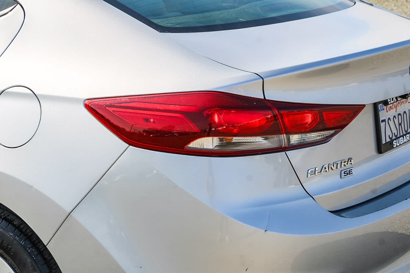 Thumbnail: 2017 Hyundai Elantra - 11