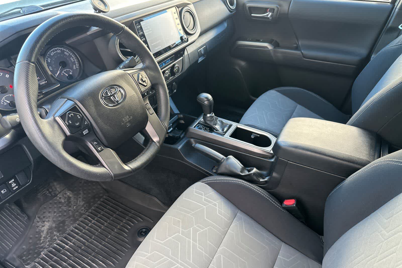 Thumbnail: 2022 Toyota Tacoma - 11