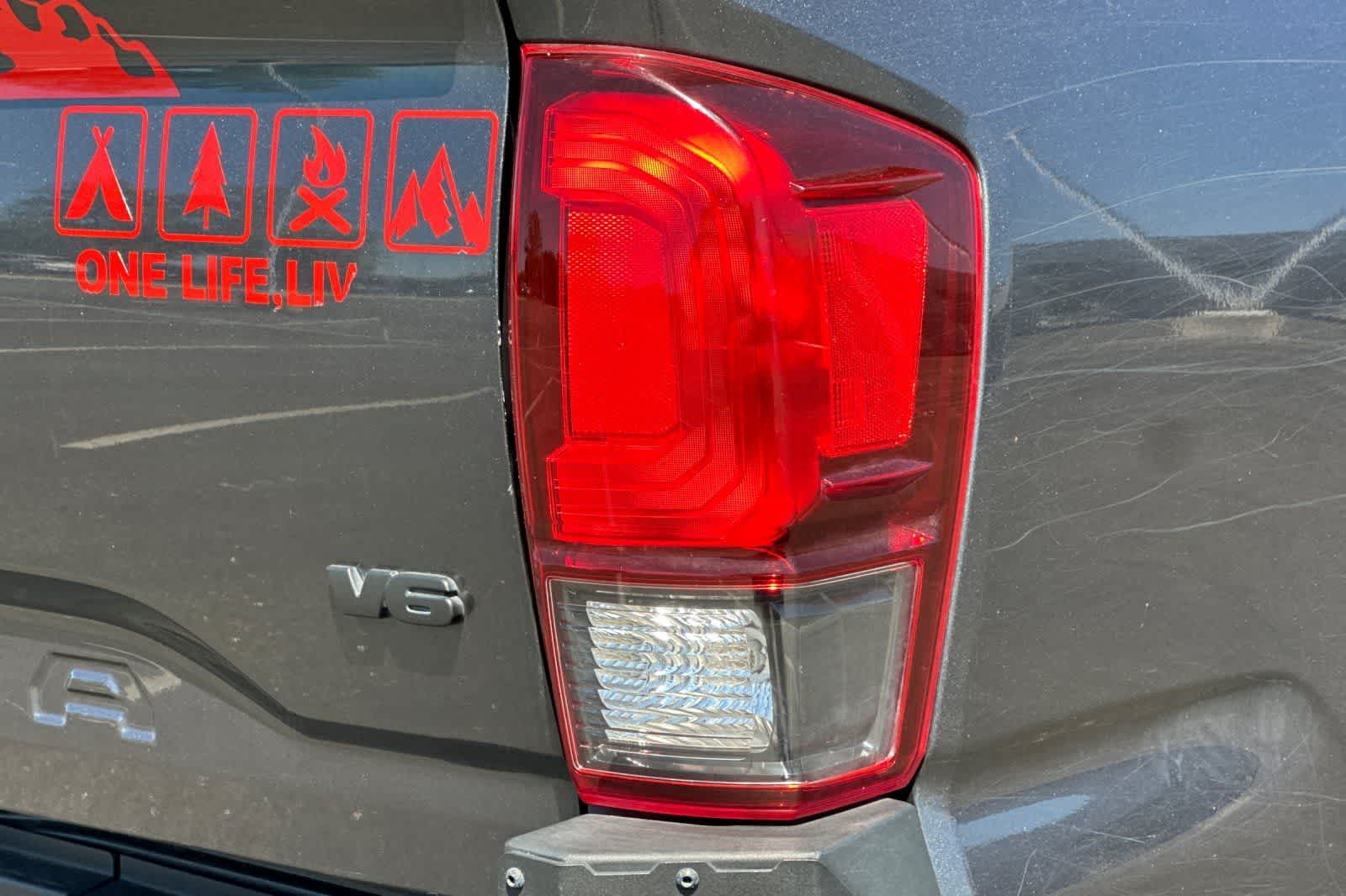 Thumbnail: 2020 Toyota Tacoma - 28