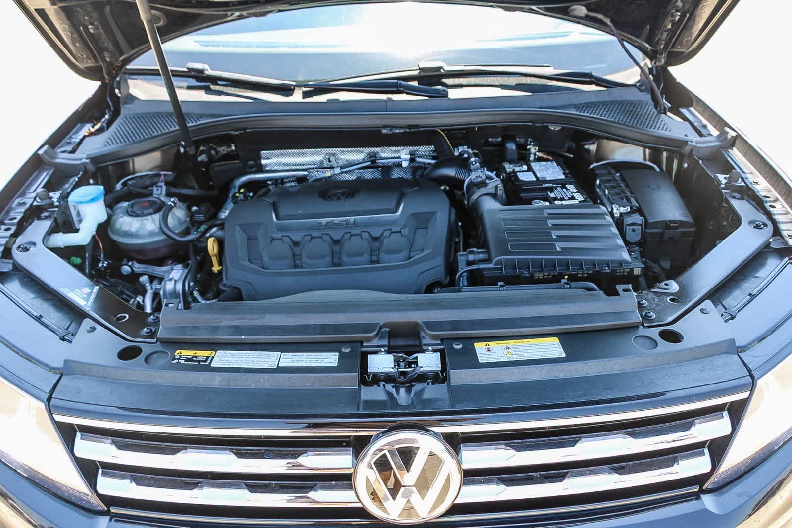 Thumbnail: 2021 Volkswagen Tiguan - 24