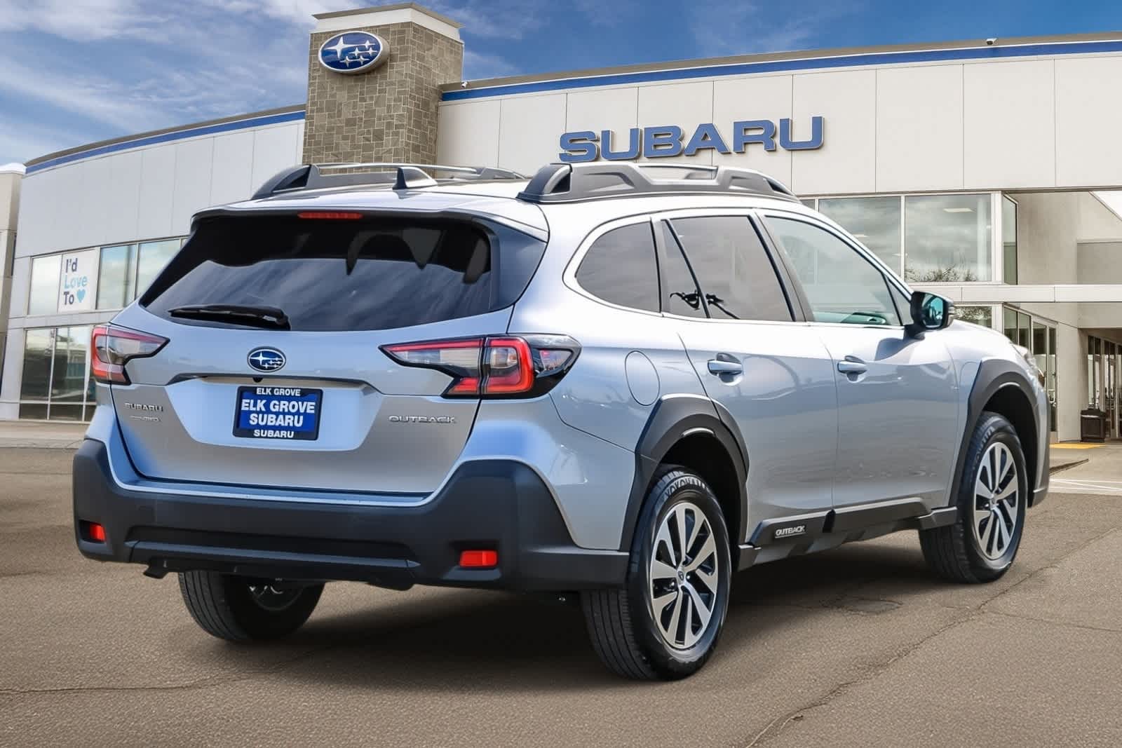 Thumbnail: 2023 Subaru Outback - 4