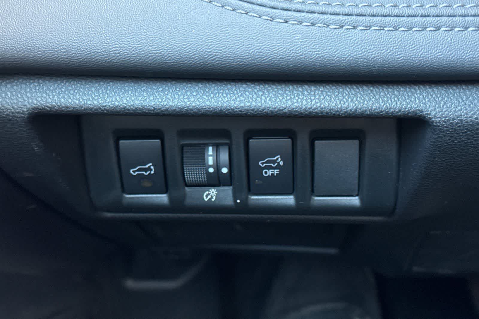 Thumbnail: 2023 Subaru Outback - 34