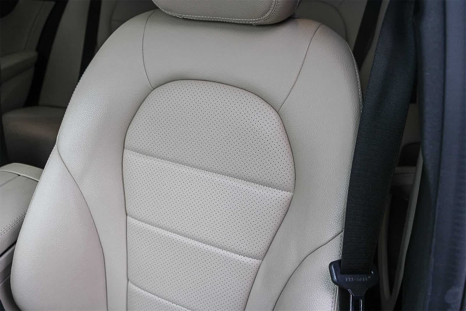 Thumbnail: 2021 Mercedes-Benz C-Class - 24