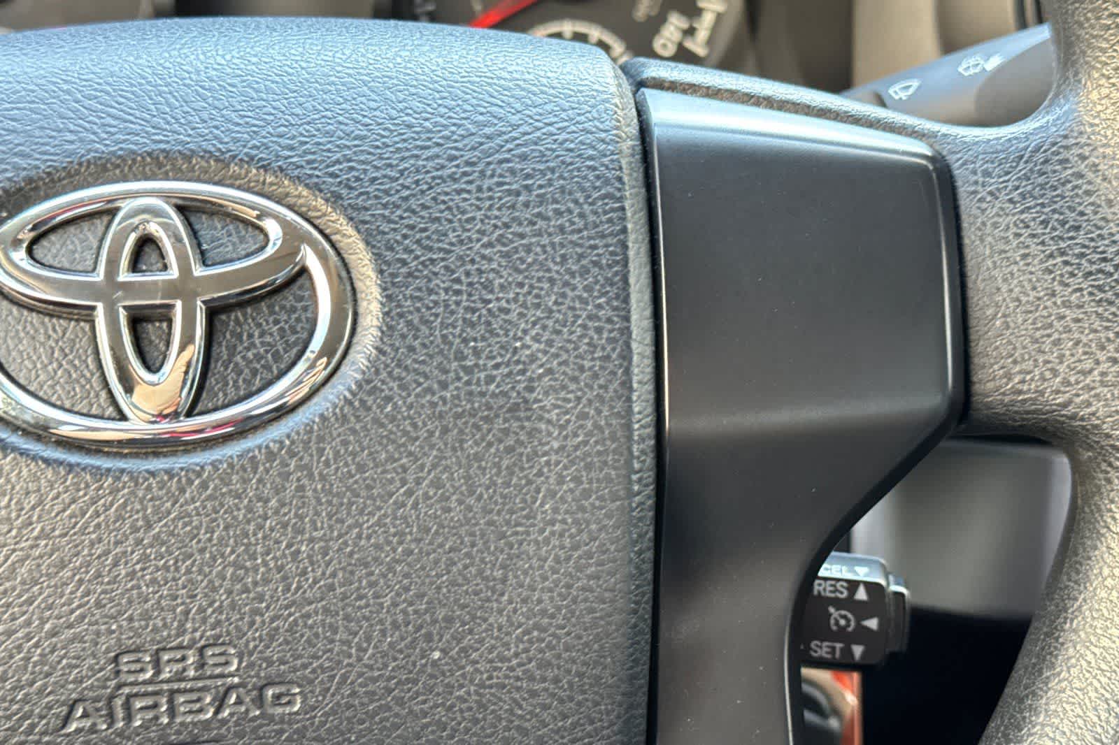 Thumbnail: 2017 Toyota Tacoma - 24