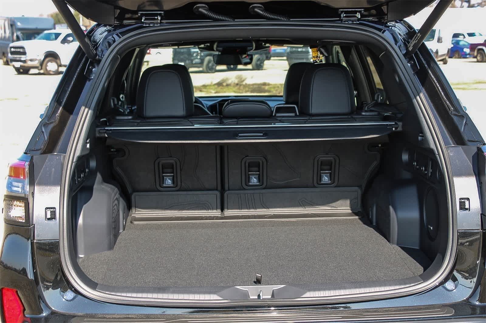 Thumbnail: 2026 Subaru Forester - 18