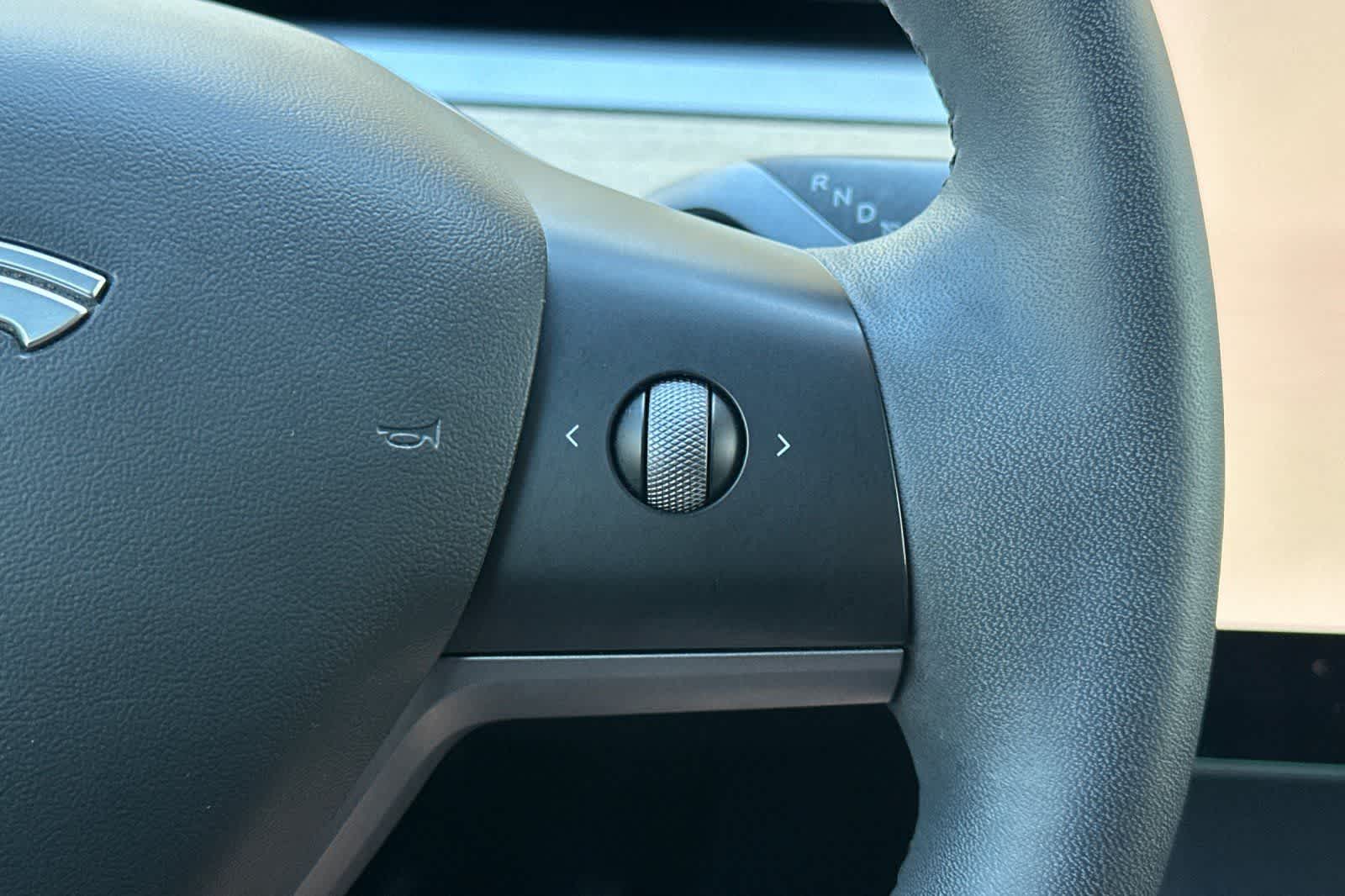 Thumbnail: 2022 Tesla Model Y - 27