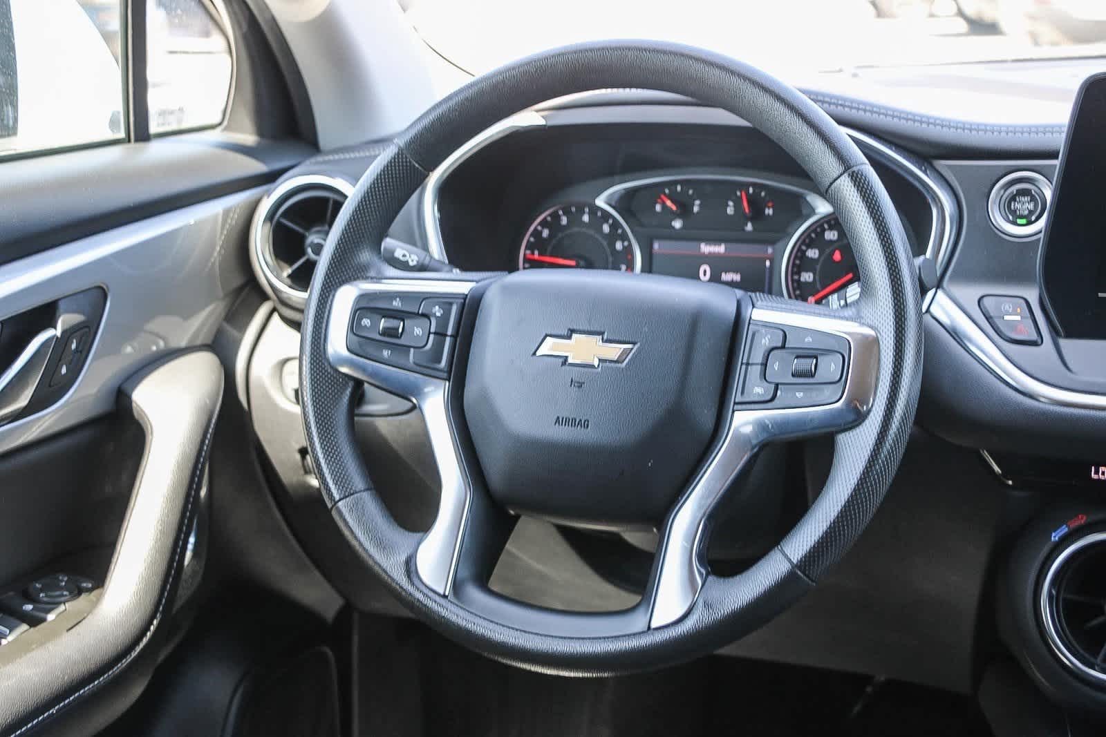 Thumbnail: 2023 Chevrolet Blazer - 15