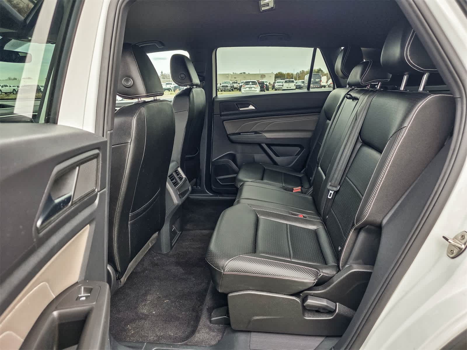 Thumbnail: 2023 Volkswagen Atlas - 16