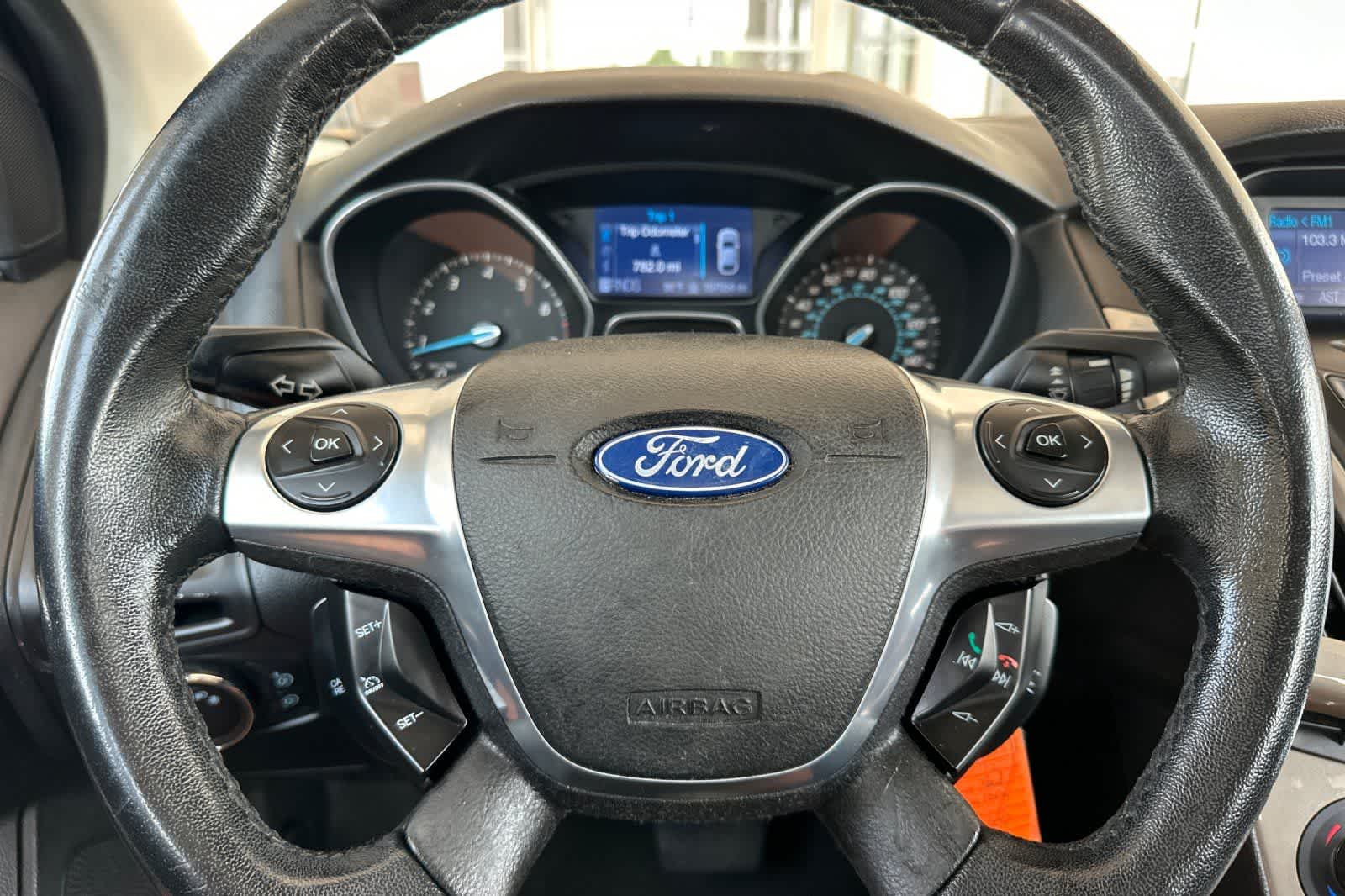 Thumbnail: 2012 Ford Focus - 22