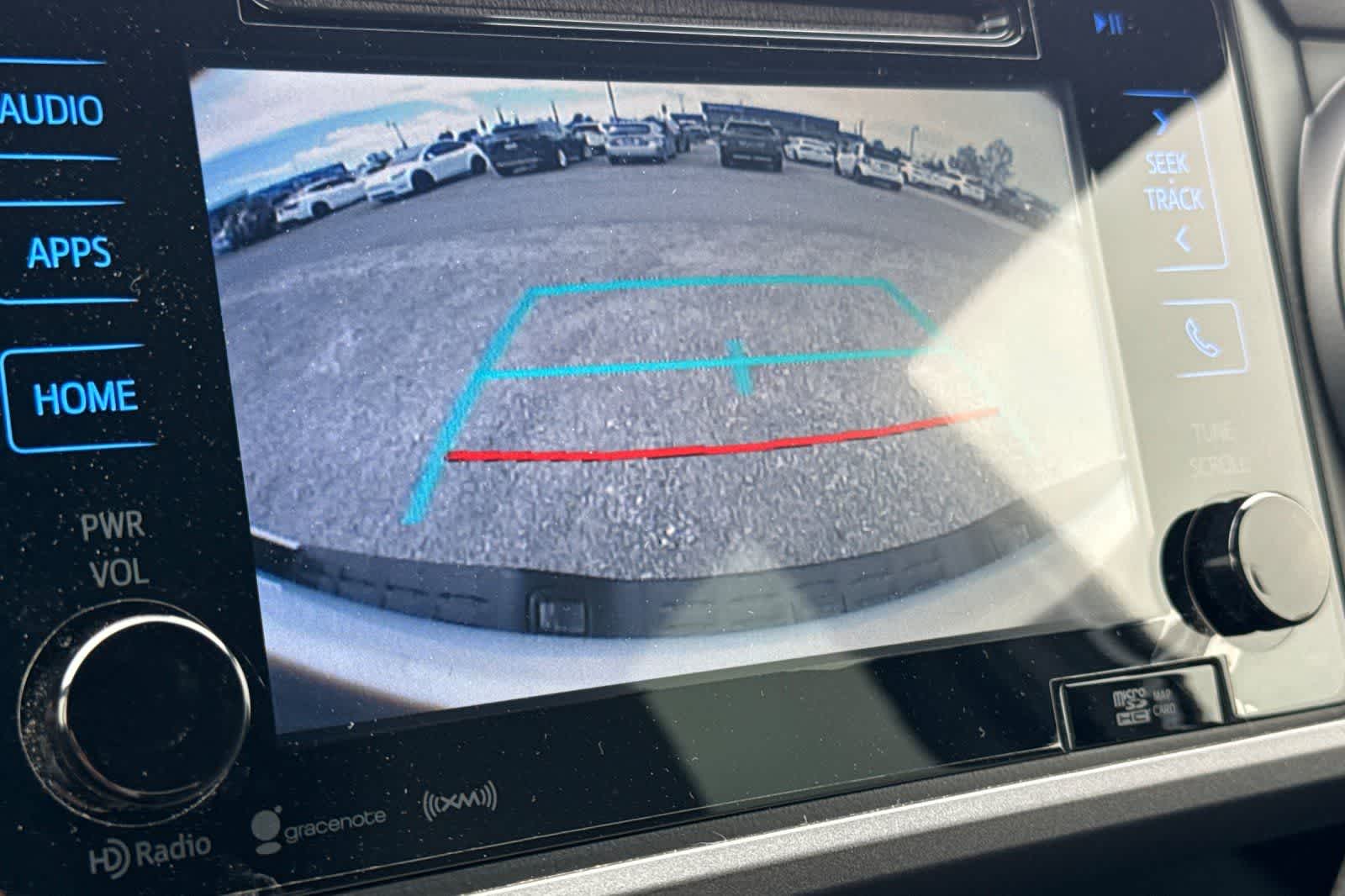 Thumbnail: 2018 Toyota Tacoma - 19