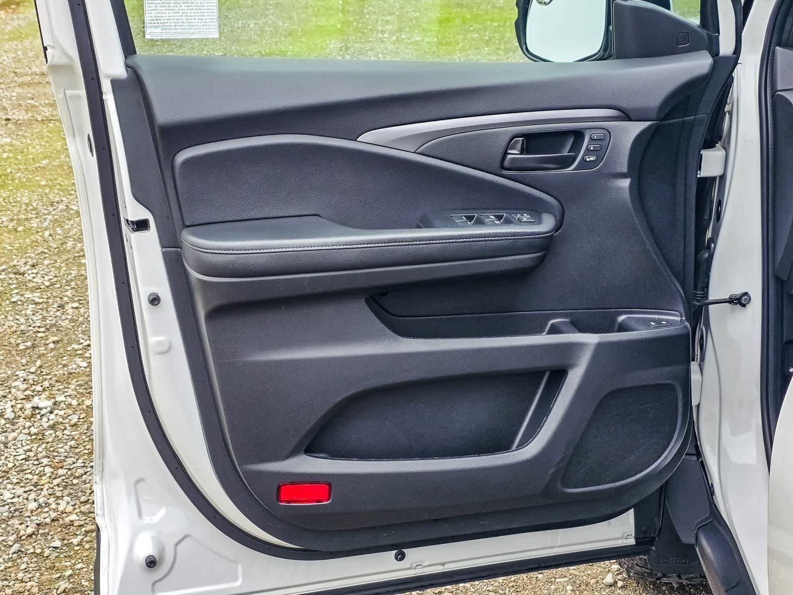 Thumbnail: 2023 Honda Passport - 4