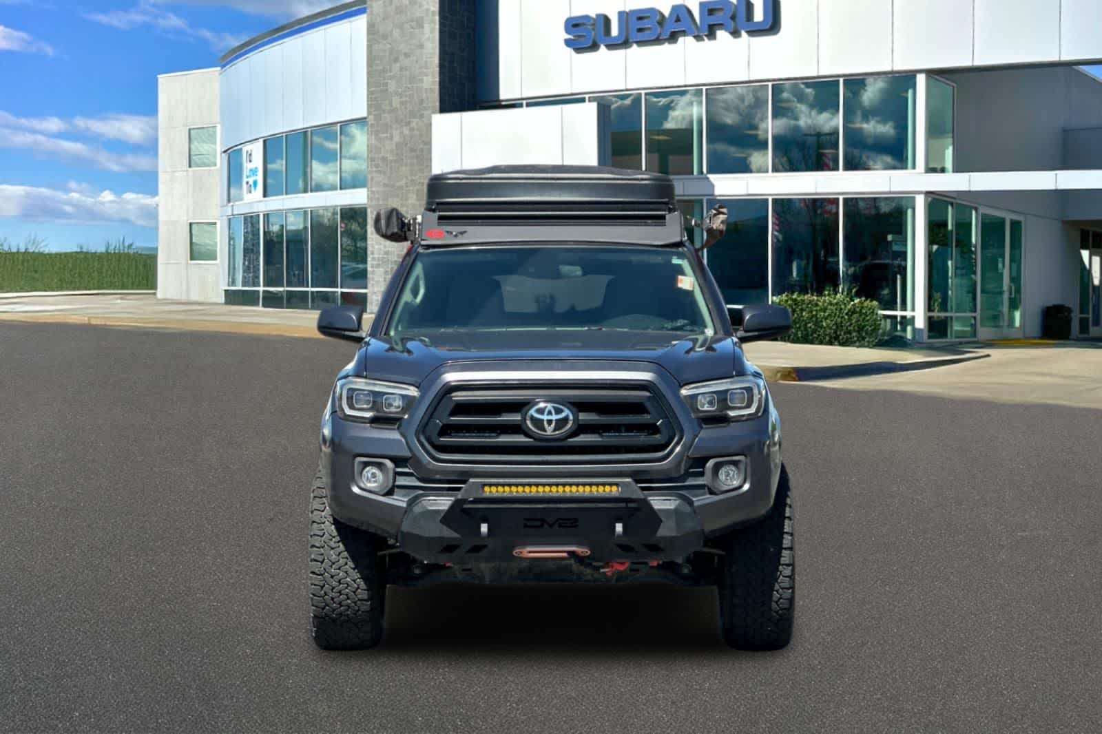 Thumbnail: 2020 Toyota Tacoma - 10