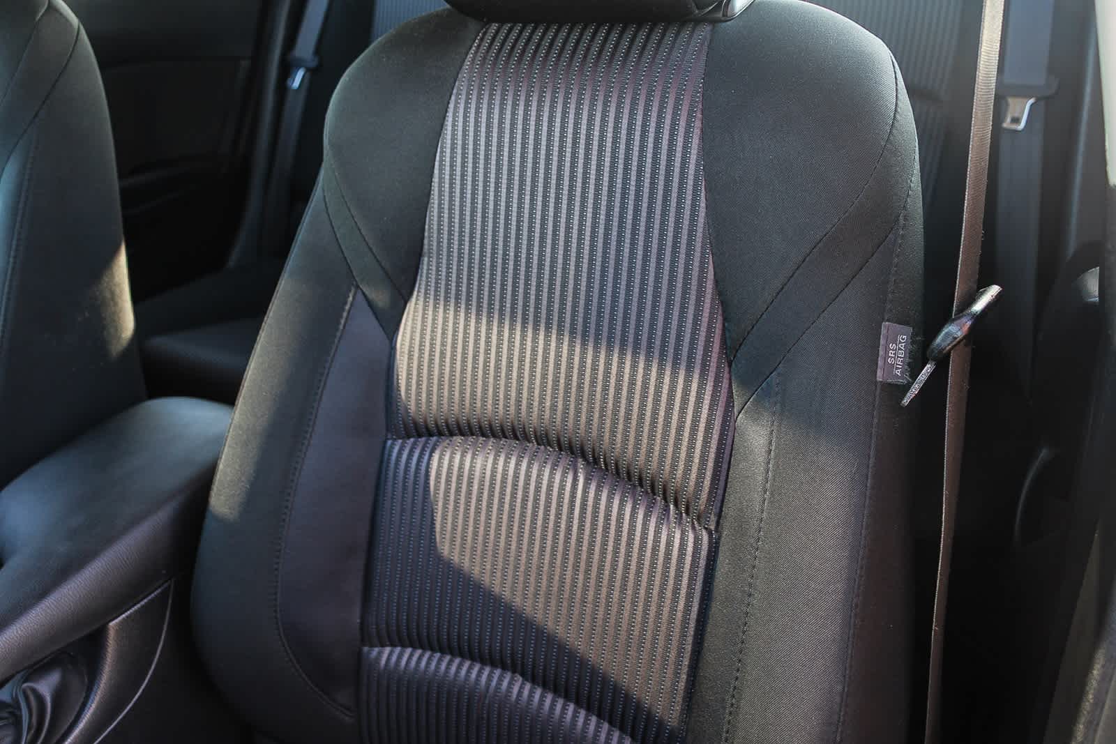 Thumbnail: 2016 Mazda Mazda3 - 23