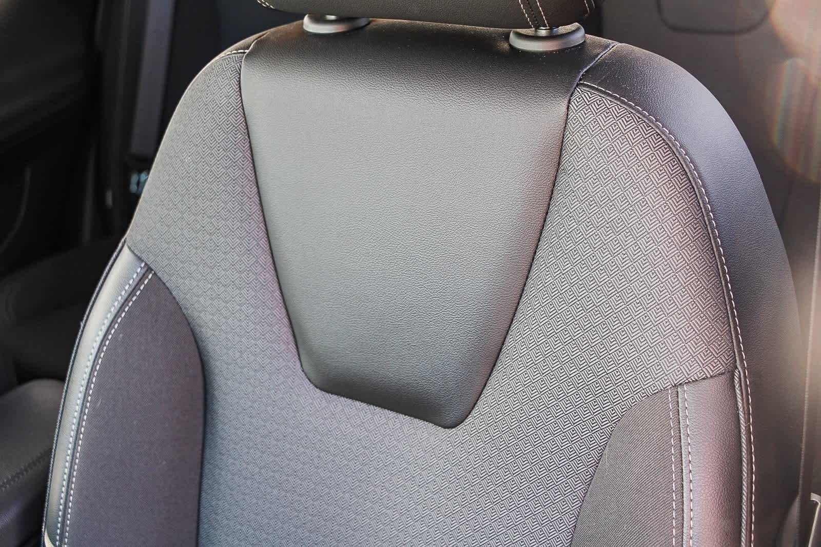 Thumbnail: 2023 Buick Encore GX - 17