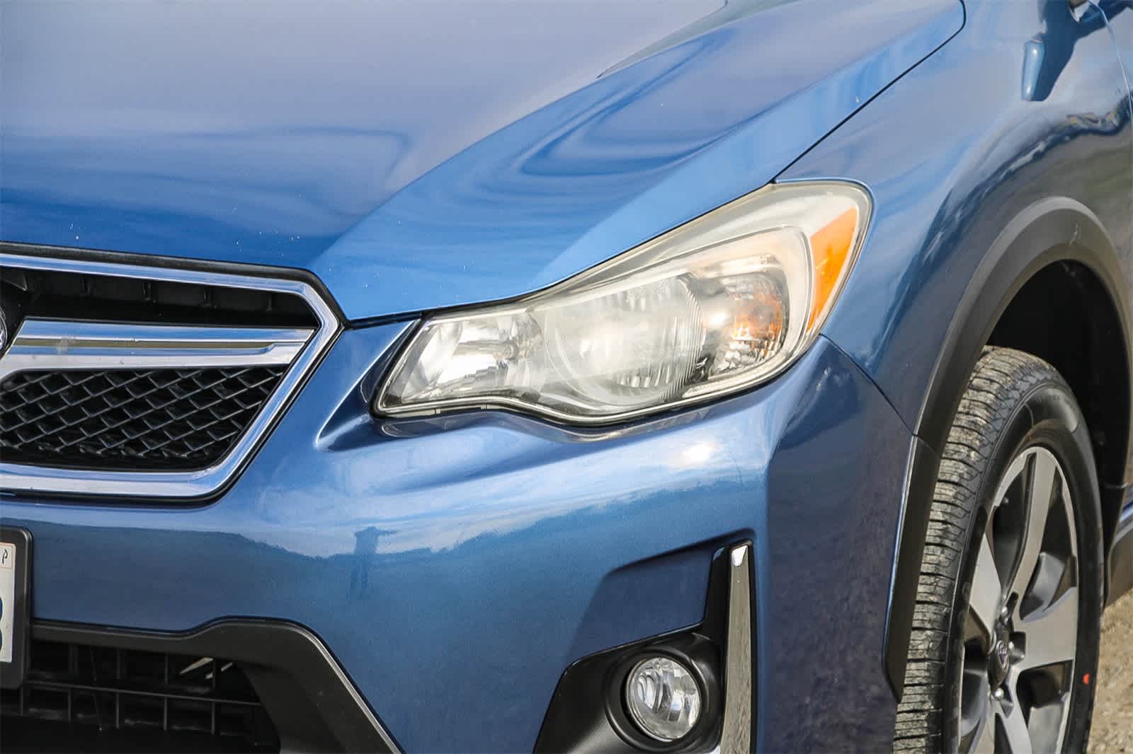 Thumbnail: 2016 Subaru Crosstrek - 8
