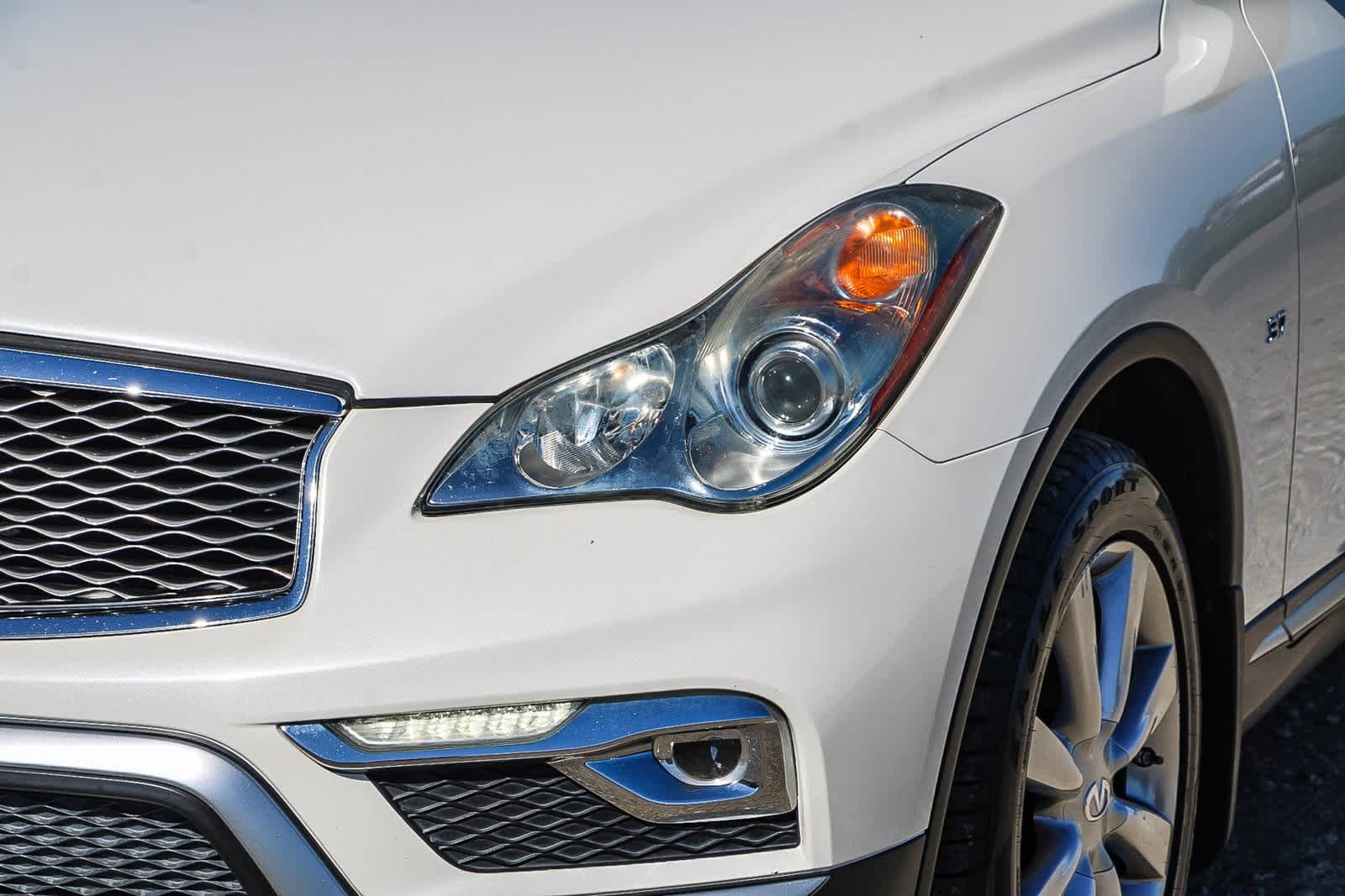 Thumbnail: 2017 INFINITI QX50 - 8