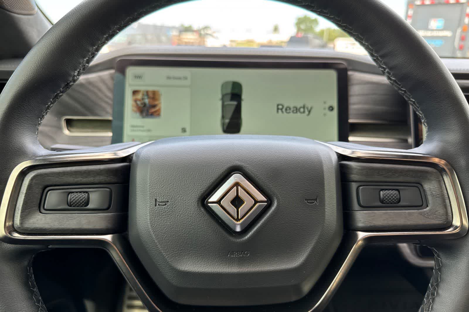 Thumbnail: 2023 Rivian R1S - 26