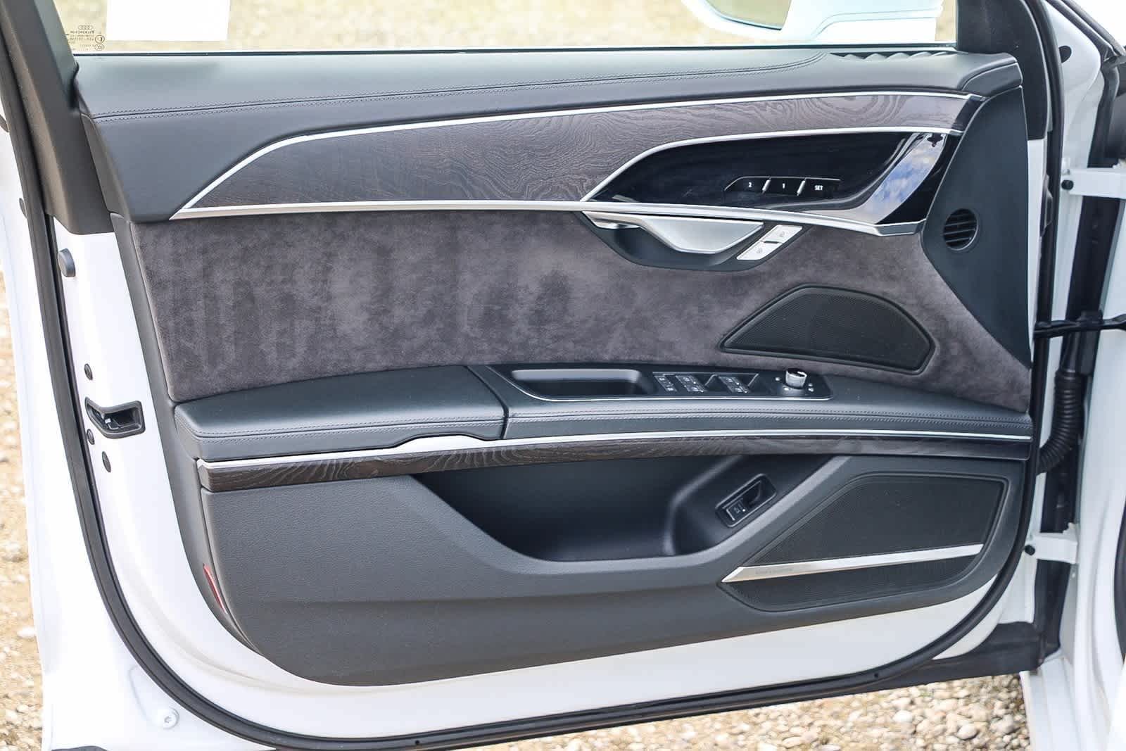 Thumbnail: 2019 Audi A8 - 12