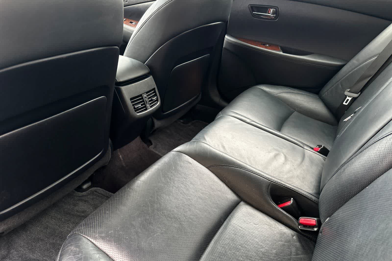 Thumbnail: 2010 Lexus ES - 4